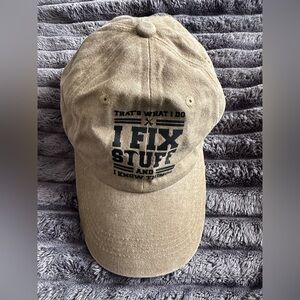 Men's Tan Cap with Black « I Fix Stuff » Printed